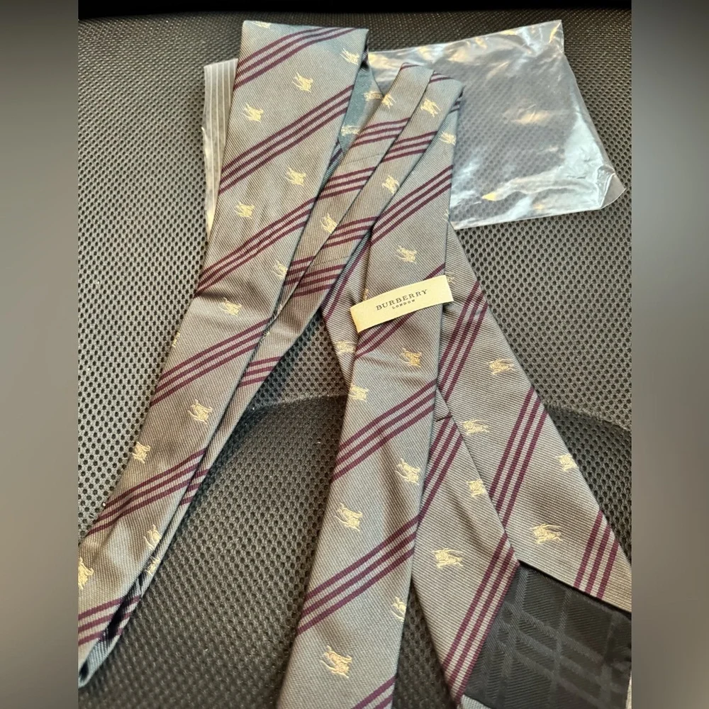 Burberry Mens Tie - Picture 4 of 8
